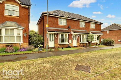 Doncaster Close, Stevenage 2 bed end of terrace house for sale