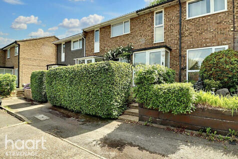Nursery Gardens, Welwyn Garden City 3 bed terraced house for sale