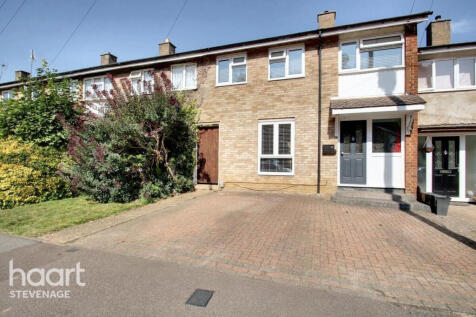 Fallowfield, Stevenage 3 bed terraced house for sale