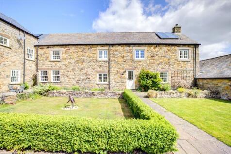 Grange House, Woodlands Hall Estate... 4 bed semi