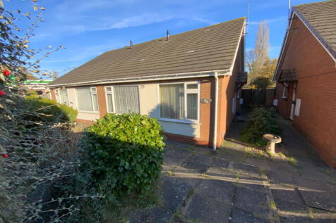 2 bedroom semi-detached bungalow for sale