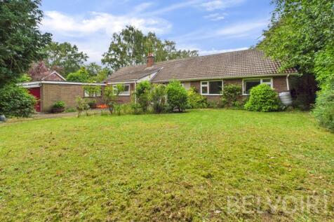 Old Coppice, Lyth Hill, Shrewsbury, SY3 4 bed detached bungalow for sale