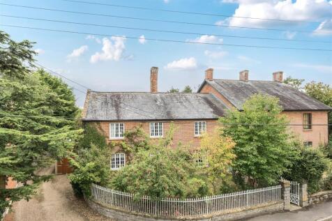 Folly Road, Kingsbury Episcopi 4 bed semi
