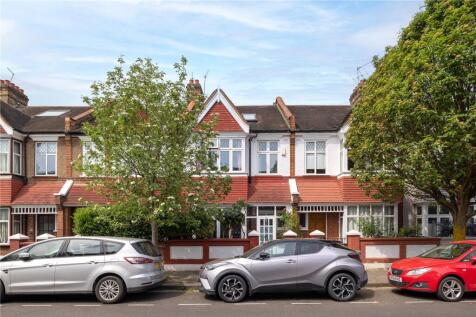5 bedroom terraced house for sale