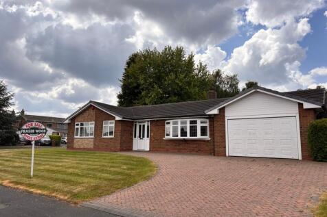 Stencills Road, Walsall, WS4 4 bed detached bungalow for sale