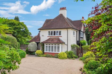 Oval Way, Gerrards Cross... 5 bed detached house for sale