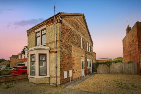 Glebe Road, Peterborough PE2 2 bed flat for sale
