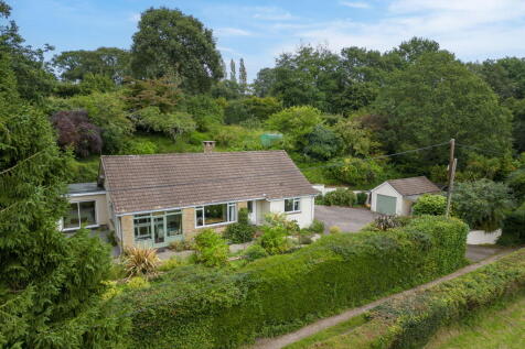 Higher Metcombe,Ottery St. Mary,EX11 1SR 3 bed detached bungalow for sale