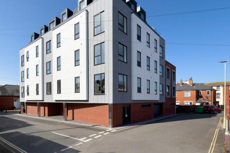 Elm Grove, Exmouth 2 bed apartment for sale