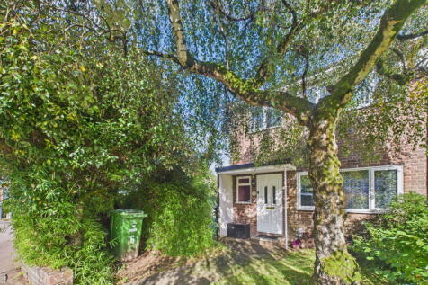 St. Anthonys Close,Ottery St.... 3 bed semi