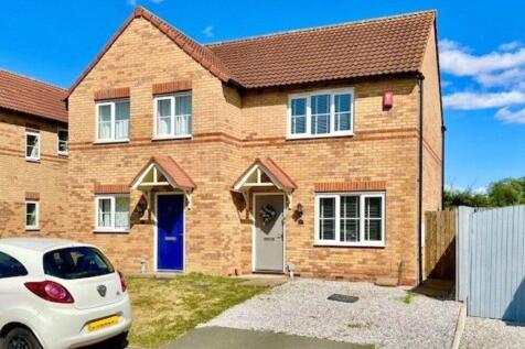 Pickhills Grove, Rotherham S63 2 bed semi
