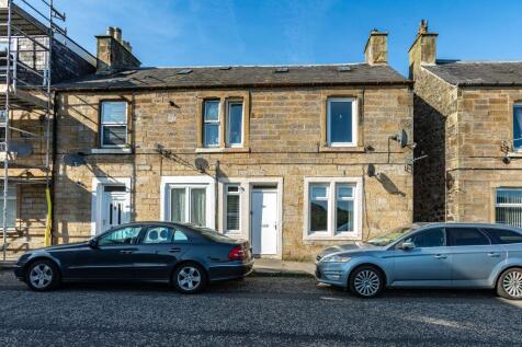 1 bedroom ground floor flat for sale