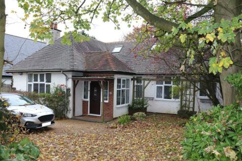 4 bedroom detached bungalow for sale