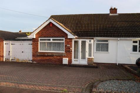 2 bedroom semi-detached bungalow for sale