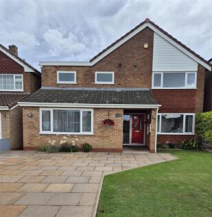 Meadow Road, Aldridge 4 bed detached house for sale