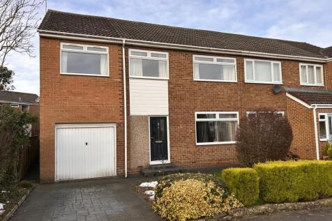 4 bedroom semi-detached house for sale