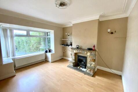 Bradford Road, Keighley BD20 3 bed terraced house for sale