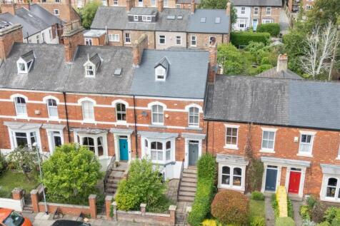 Pierremont Crescent, Darlington 4 bed terraced house for sale