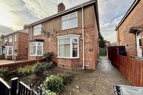 2 bedroom semi-detached house for sale