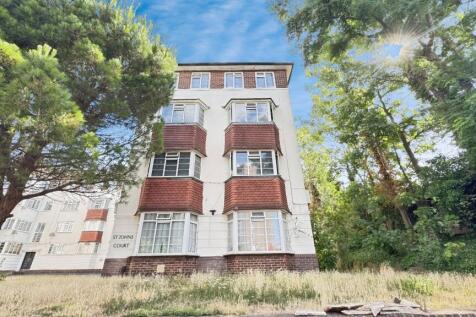 Lewisham Road, London SE13 2 bed apartment for sale