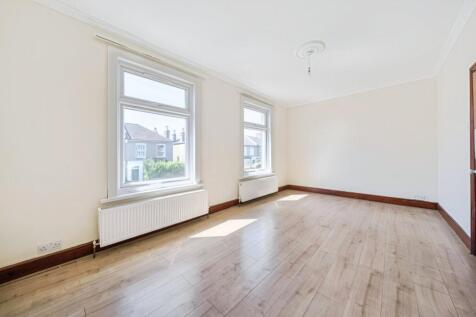 Sandurst Road, Catford SE6 3 bed terraced house for sale