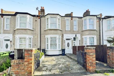 Laleham Road, London SE6 3 bed terraced house for sale