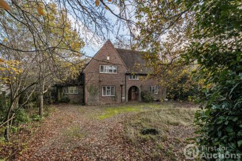 Old Bath Road, Sonning, Reading 3 bed detached house for sale