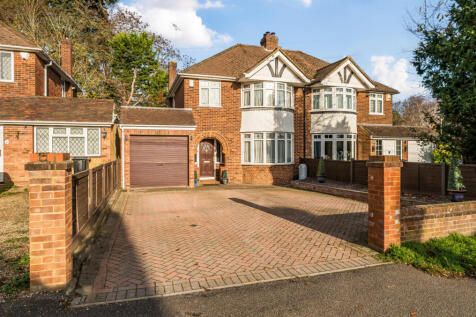 Warren Road, Woodley, Reading 3 bed semi