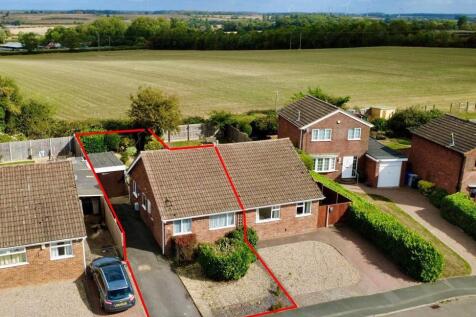 Kipton Field, Rothwell, Kettering 2 bed semi