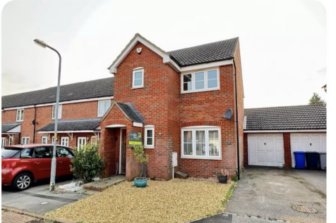3 bedroom detached house for sale