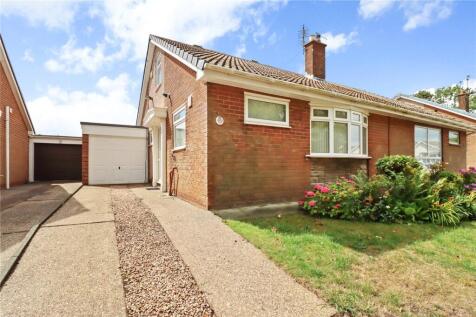 Harperley Drive, Tyne and Wear SR3 2 bed bungalow for sale