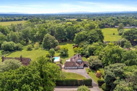 Newfoundout, Nr. Horsham 4 bed detached house for sale