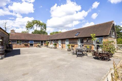 Kerves Lane, Horsham 3 bed detached house for sale
