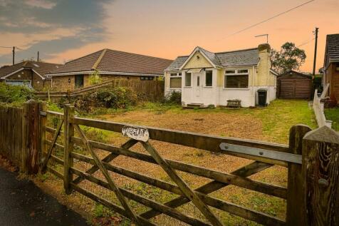 2 bedroom bungalow for sale