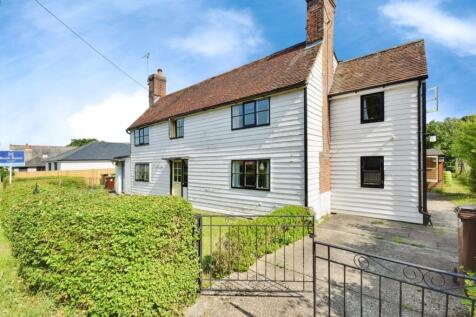 Bartletts Cottages, Beckley TN31 4 bed semi