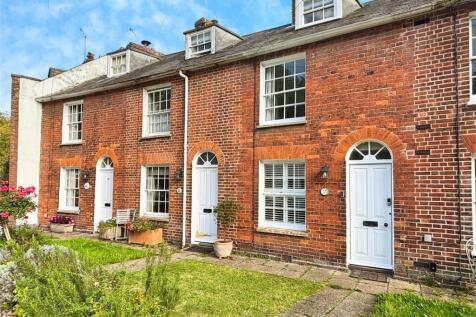 Military Road, East Sussex TN31 3 bed terraced house for sale