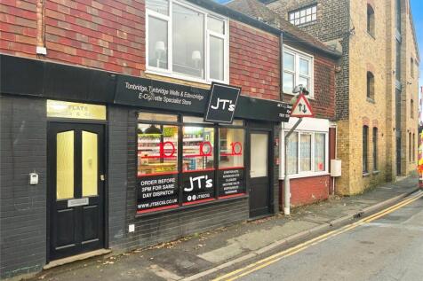 Ferry Road, East Sussex TN31 2 bed apartment for sale