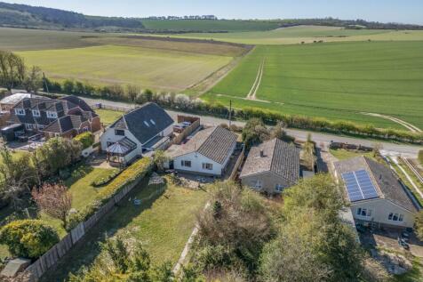 East Gomeldon, Wiltshire 3 bed detached bungalow for sale