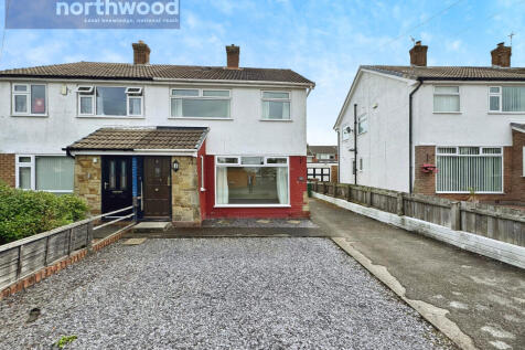 Rusland Avenue, Wirral CH61 3 bed semi
