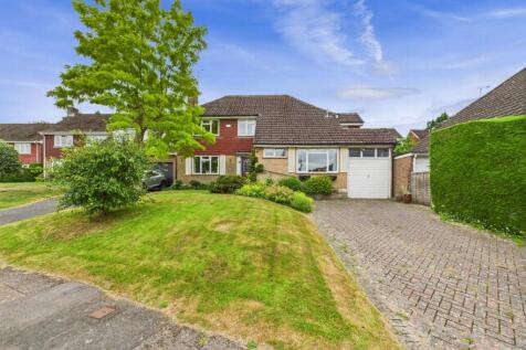 Gatesmead, Haywards Heath, RH16 4 bed house for sale