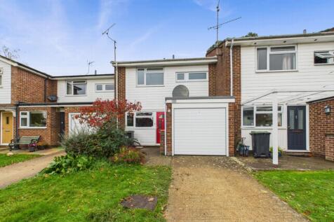 Barnmead, Haywards Heath, RH16 3 bed house for sale