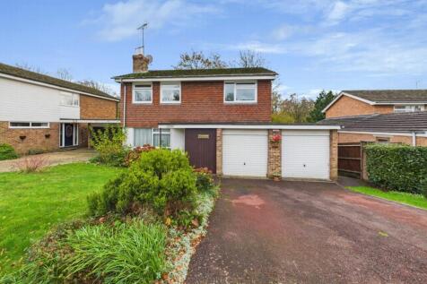 Greenhill Way, Haywards Heath, RH17 4 bed house for sale