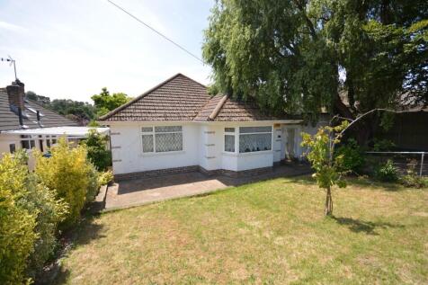 Lancaster Drive, Broadstone BH18 2 bed detached bungalow for sale