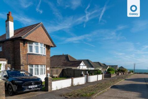 Lincoln Avenue South, Peacehaven 3 bed detached house for sale