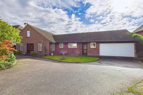 Nether Beacon, Lichfield 3 bed detached bungalow for sale
