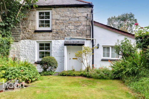 Meadow Terrace, St Cleer 2 bed character property for sale