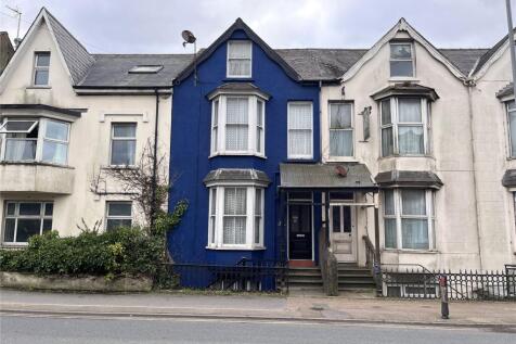 5 bedroom terraced house for sale