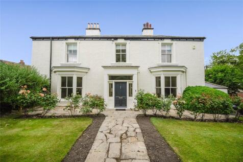 North Street, Ripon, North Yorkshire... 4 bed house for sale