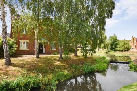 Mayflower Drive, Maldon 4 bed detached house for sale