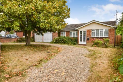 Mill Road, Great Totham 3 bed detached bungalow for sale